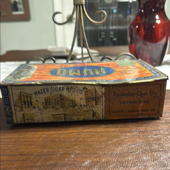 Humo All Quality Cigar Box with Blue and Orange Design - Picture 6 of 9